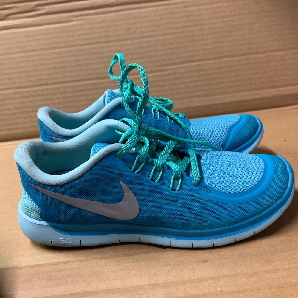 Nike free 5.0 blue and green